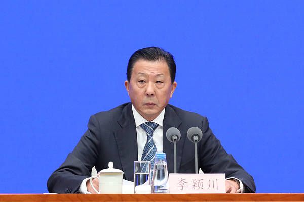 日韩美女福利视频